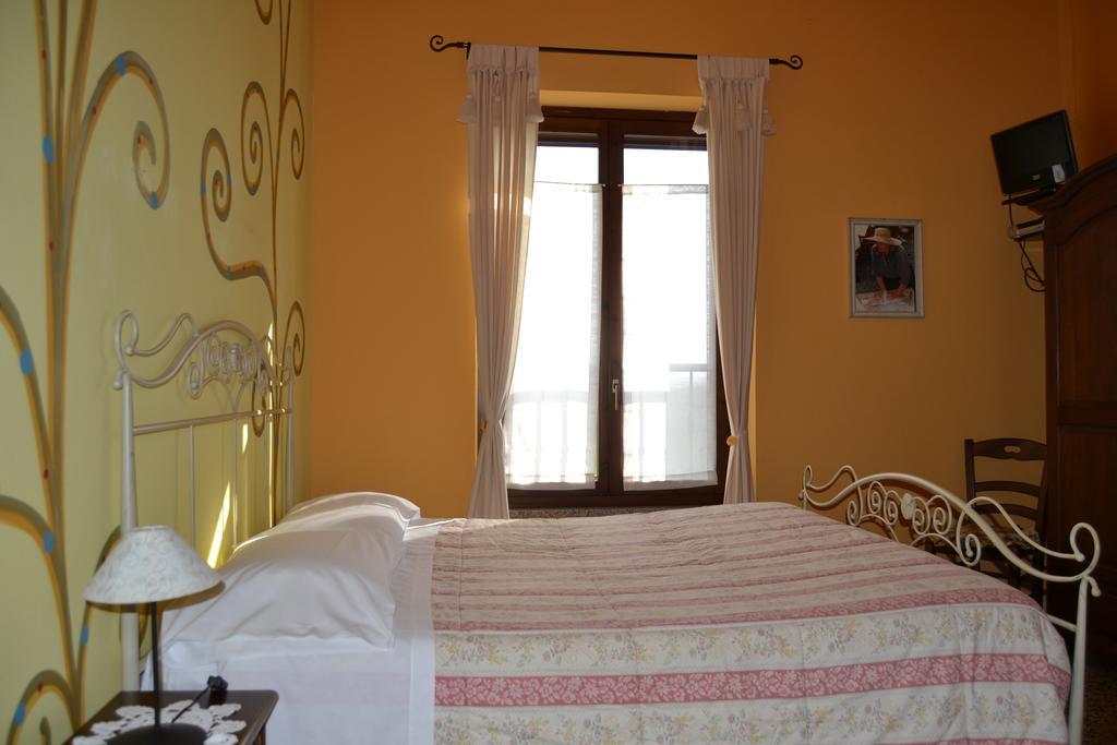 Agriturismo La Mussia Castelnuovo  Εξωτερικό φωτογραφία